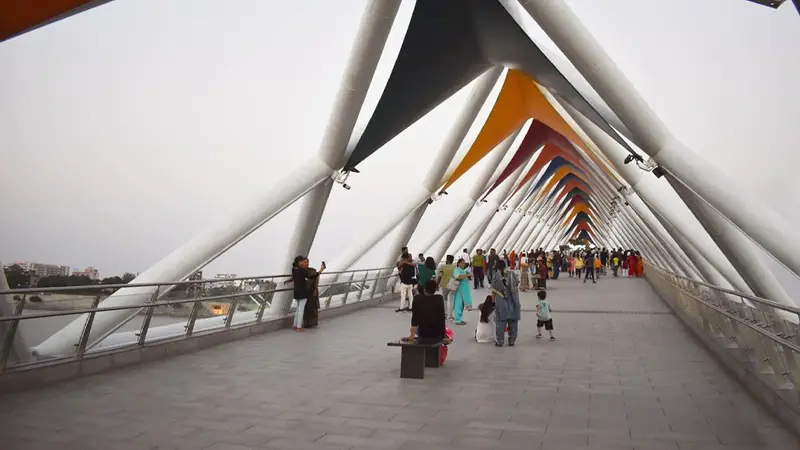 Atal Foot Over Bridge Ahmedabad