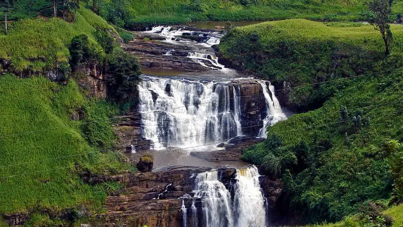 Bambarakanda Waterfall Sri Lanka