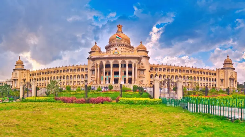 Bengaluru Vidhana Soudha Landmark