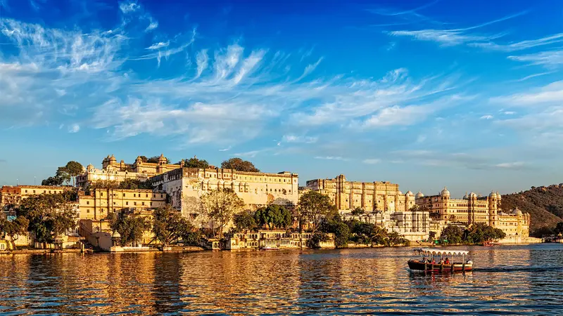 City Palace Udaipur Lake Pichola Heritage