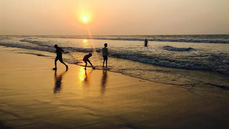 Family Beach Leisure Experience