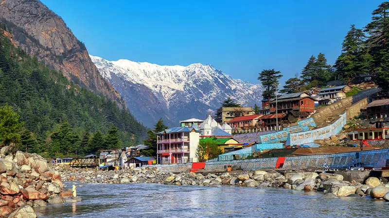 Scenic Gangotri town beside the Bhagirathi River
