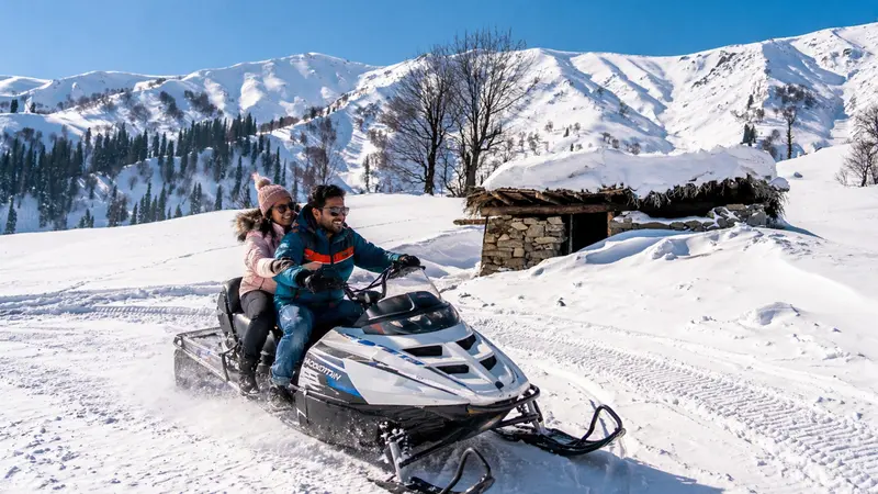 Gulmarg Snowmobile Honeymoon Adventure