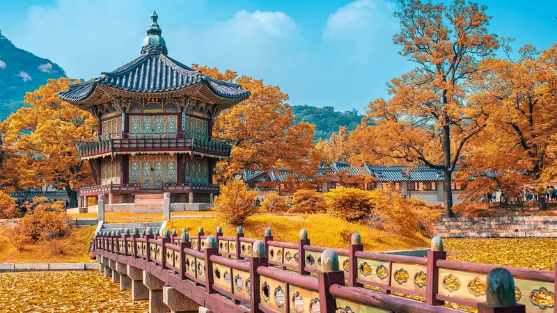 Gyeongbokgung Palace Autumn Pavilion