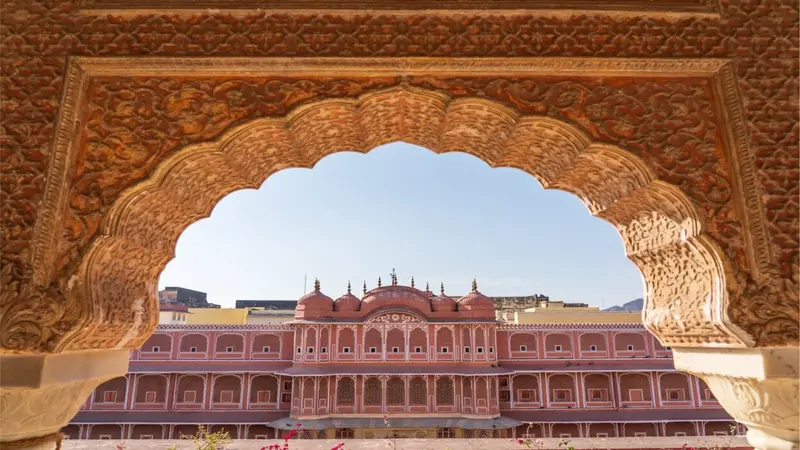Hawa Mahal courtyard in Jaipur
