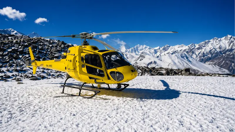 High Altitude Helicopter Snow Mountain Landing