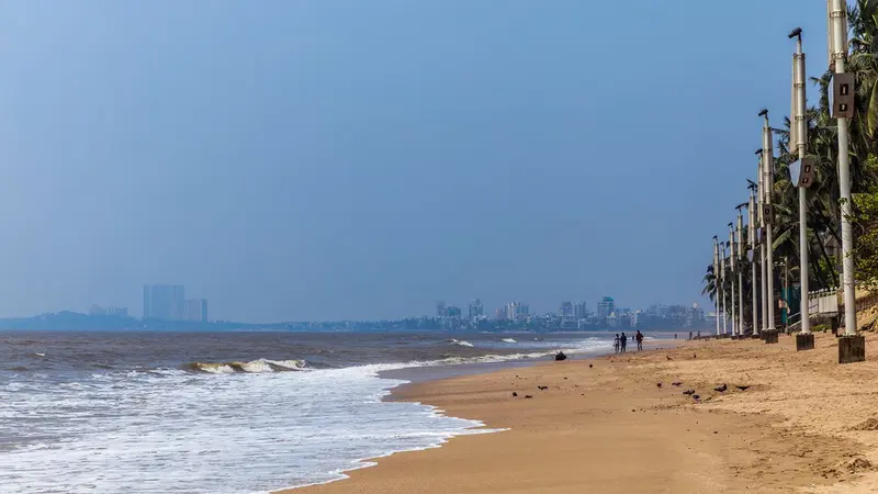 Juhu Beach Coastal Evening Walk