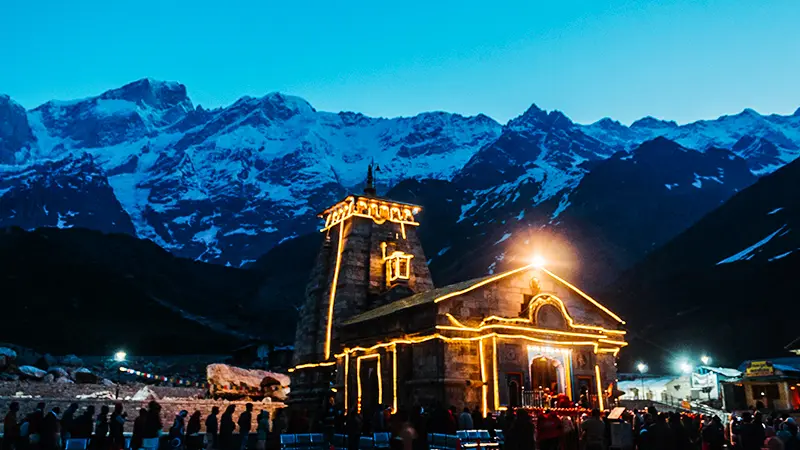 Kedarnath Temple illuminated during evening prayers in Uttarakhand