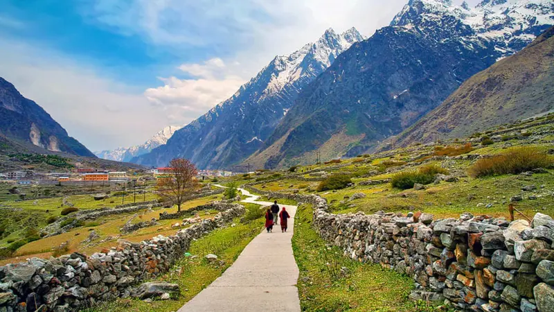 Kedarnath Trekking Route Mountain Valley