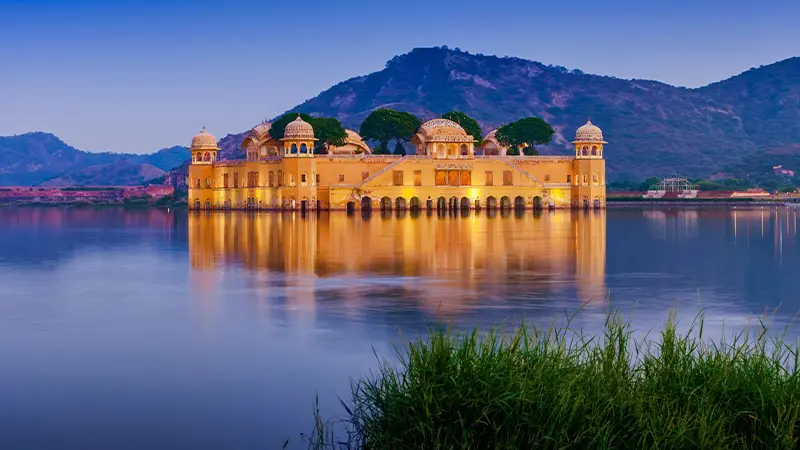 Lake Palace Reflection Scenic Waterfront