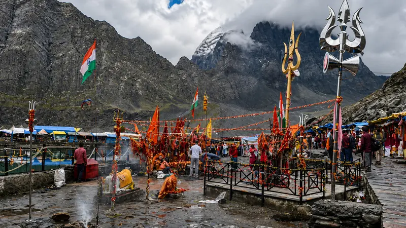 Manimahesh Dal Lake Helicopter Pilgrimage