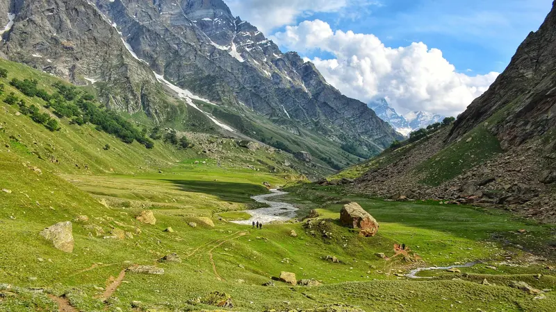 Paddar Valley Mountain Landscape