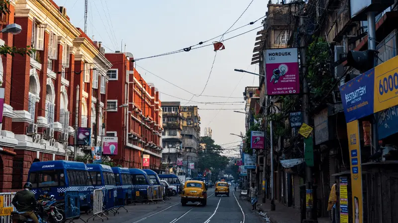 Vibrant Park Street lined with heritage buildings in Kolkata