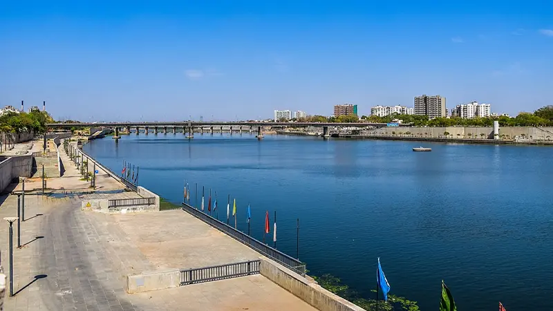 Scenic promenade along the Sabarmati Riverfront in Ahmedabad