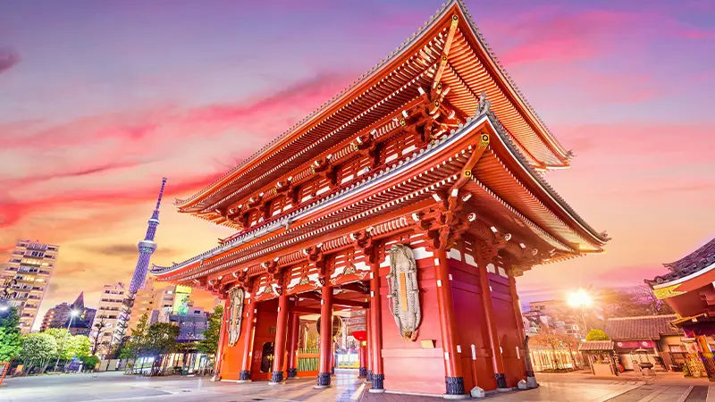 Senso-ji Temple Kaminarimon area in Tokyo