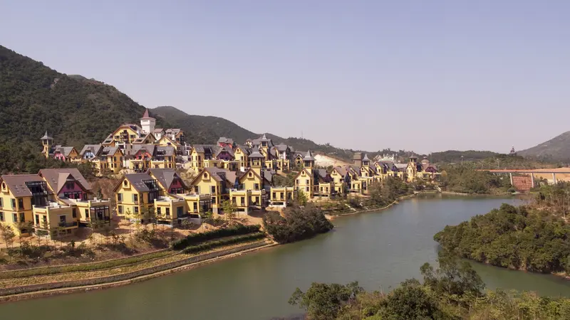 Shenzhen European Theme Town Lakeside