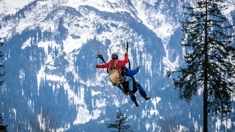Solang Valley Paragliding Adventure