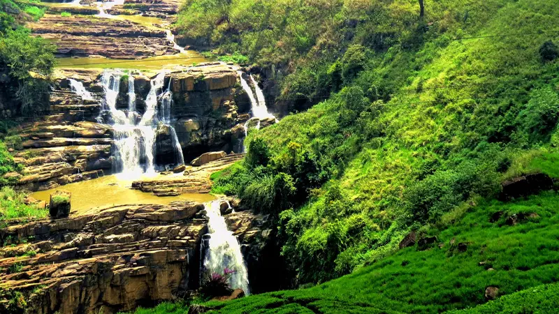 St Clairs Falls Nuwara Eliya