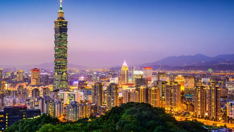 Taipei 101 skyline at night