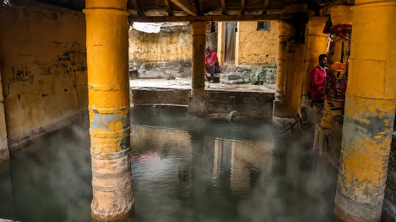 Tapt Kund Natural Hot Spring Badrinath