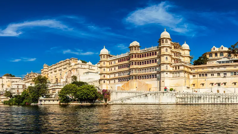 Udaipur City Palace Lake Pichola