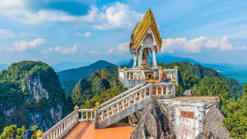 Wat Tham Seua Viewpoint