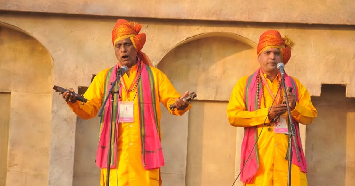 Performing Daskathia