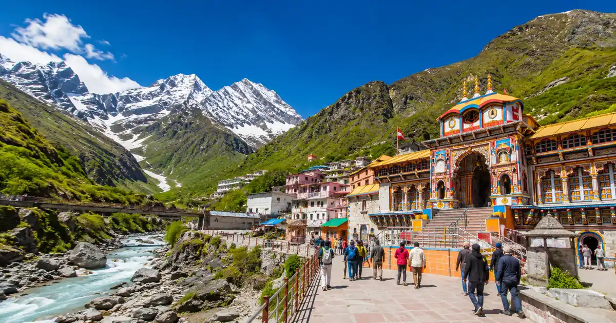 Badrinath Temple – The Holiest Shrine of Lord Vishnu - Best Time to Visit