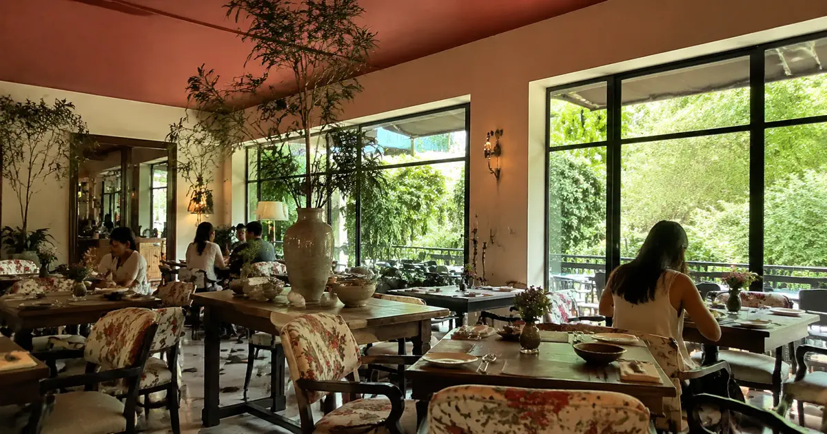 Latitude 28, Khan Market