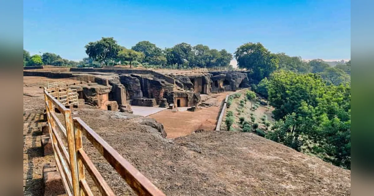 Dhamnar Caves