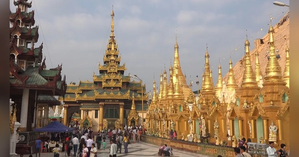 Shwedagon Pagoda – Myanmar