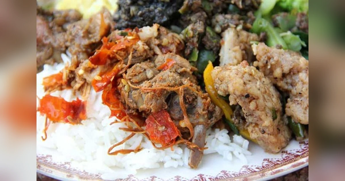 Pork with dried Bamboo Strips