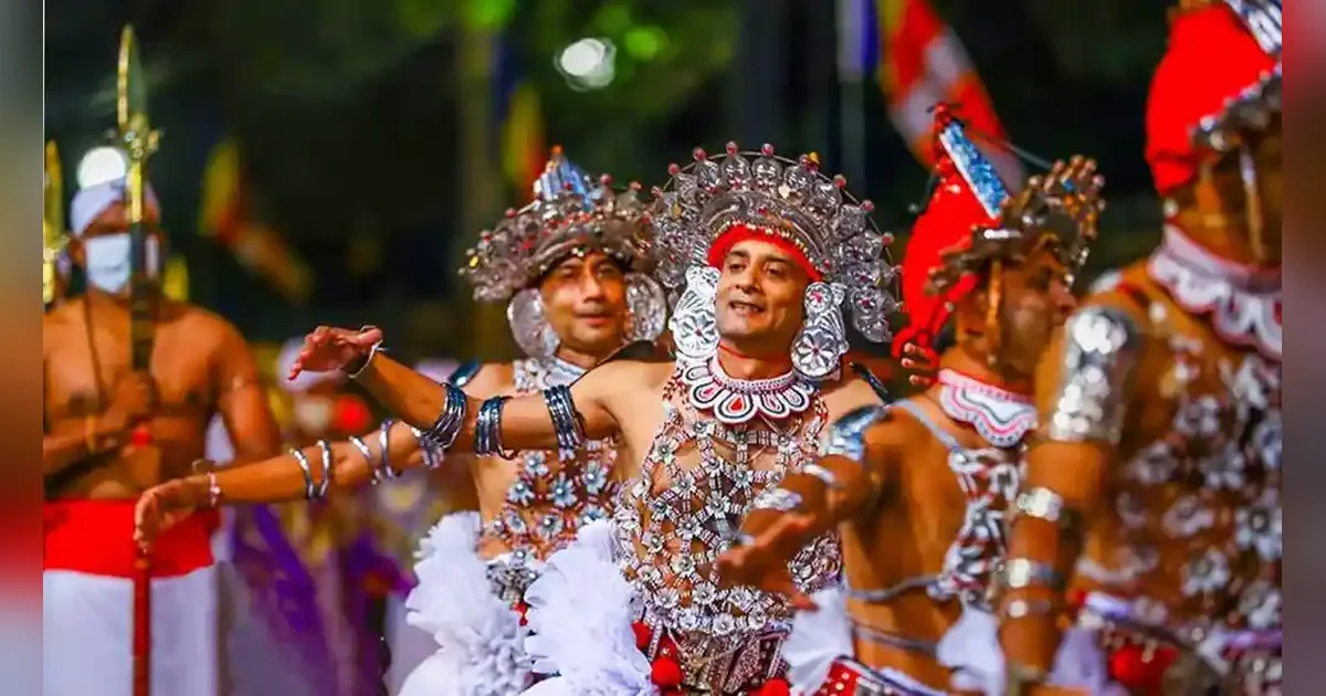 Esala Perahera (Kandy Perahera)