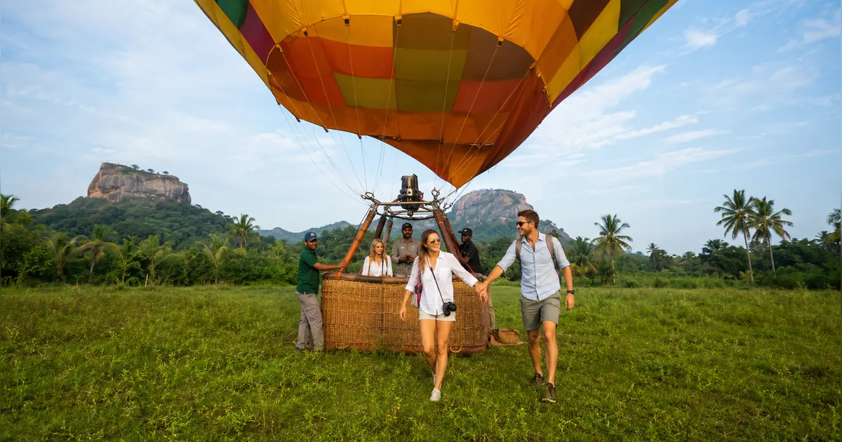 Hot Air Balloon Ride In Dambulla - Back On Strong Ground