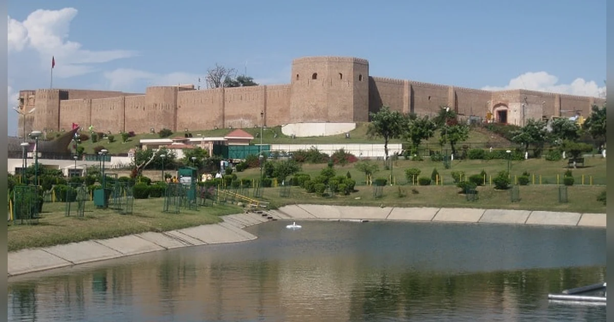 Bahu Fort