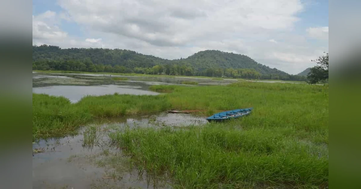 Chandubi Lake