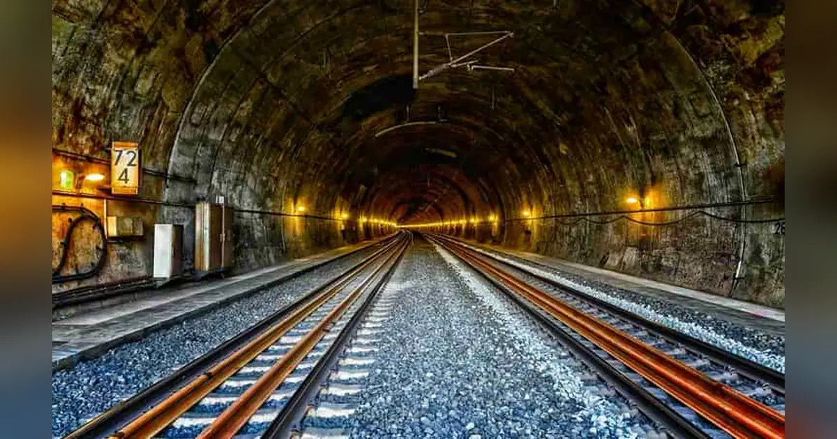 Natuwadi Tunnel
