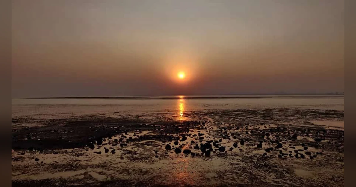 Dumas Beach, Gujarat