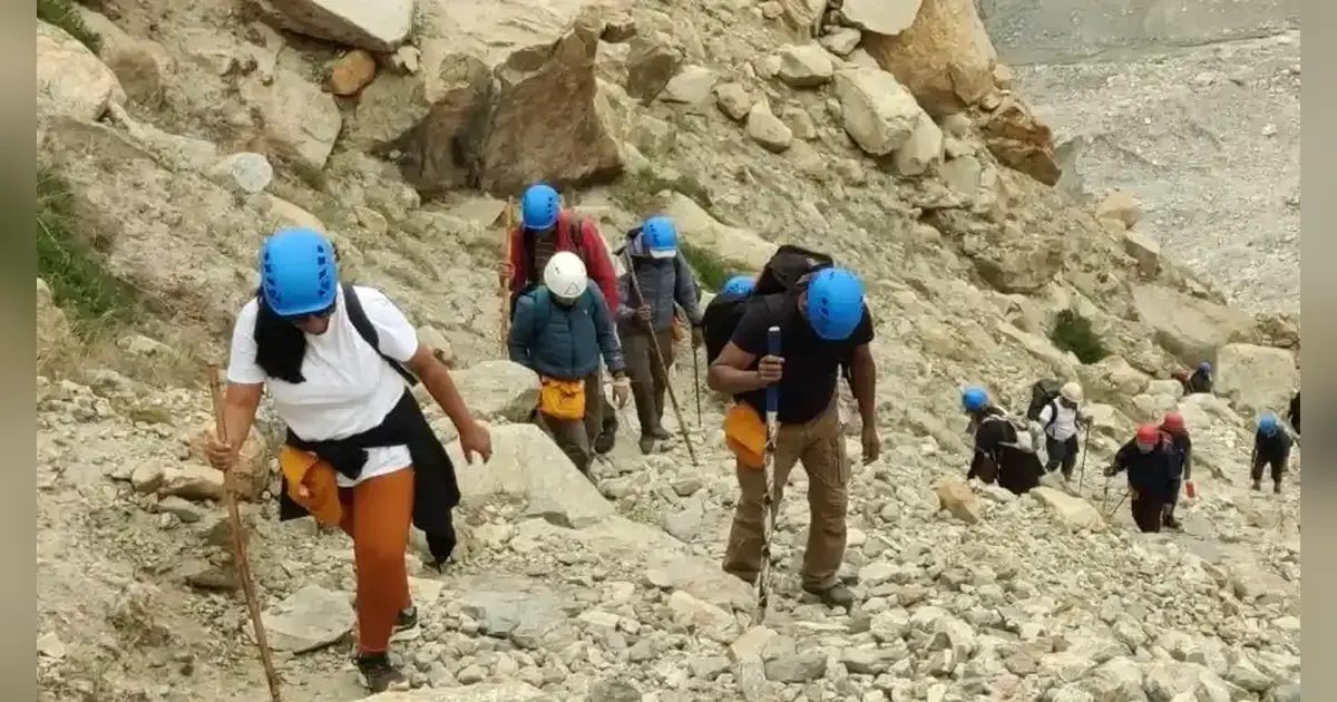 Gaumukh Glacier Trek