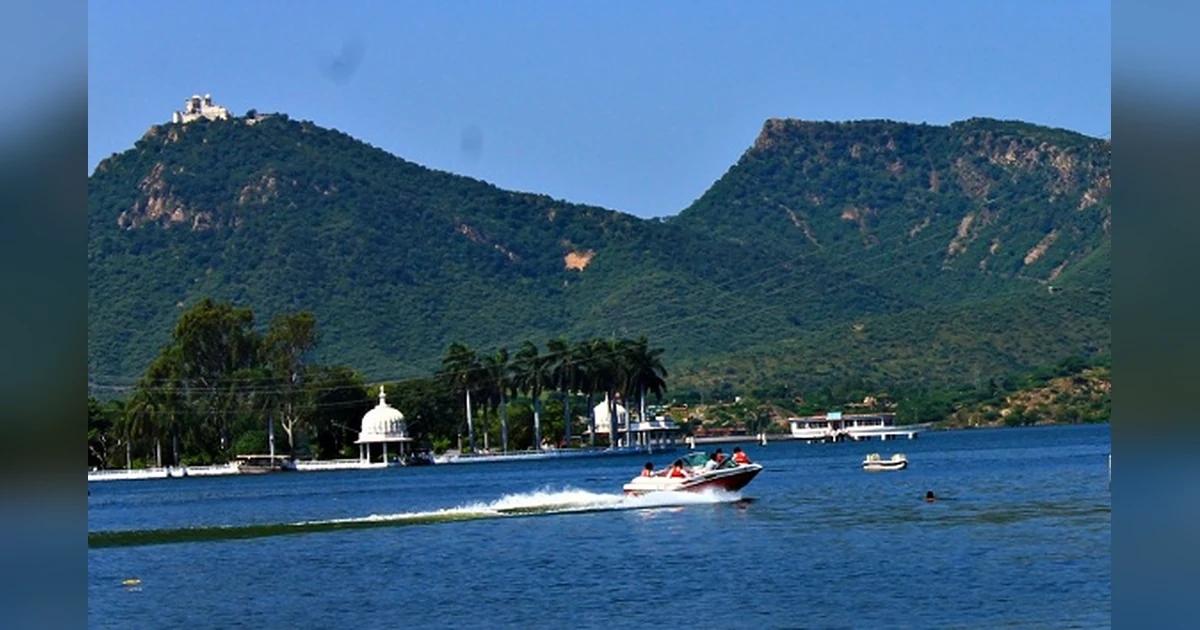 Fateh Sagar Lake