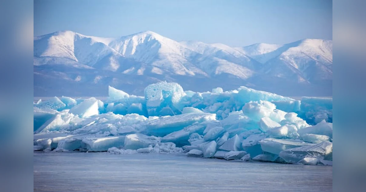 Emerald Ice, Russia
