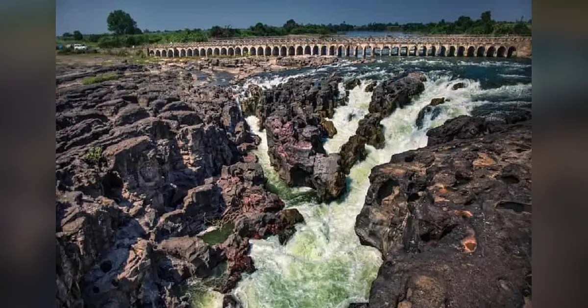 Nighoj Potholes, Ahmednagar