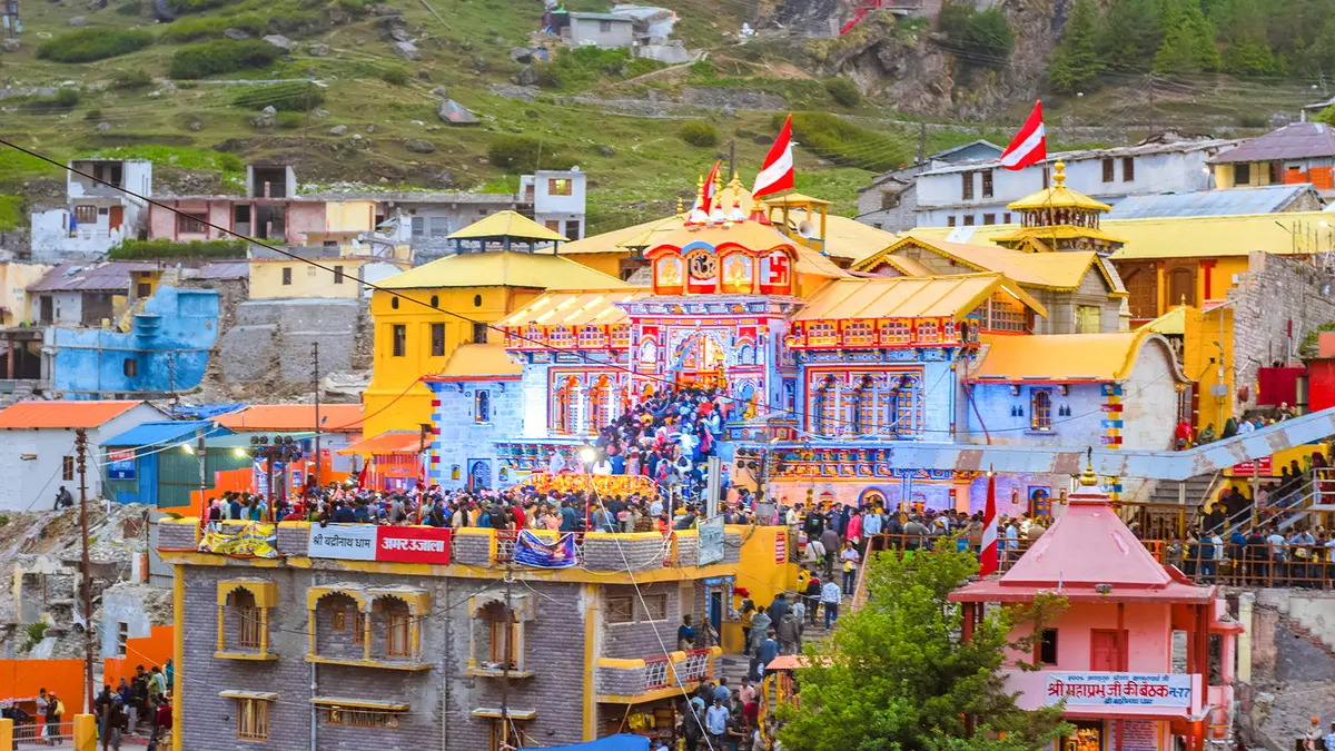 Panoramic view of Badrinath Temple and surrounding town