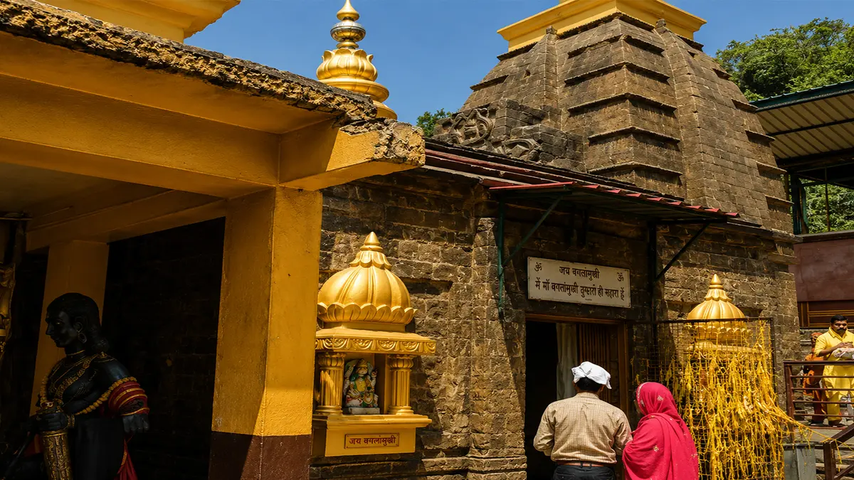 Devotees entering Chhinnamastika Temple at Rajrappa in Jharkhand