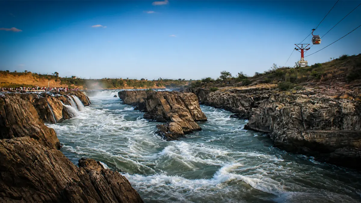 Powerful rapids and rocky gorge of the Narmada River at Dhuandhar