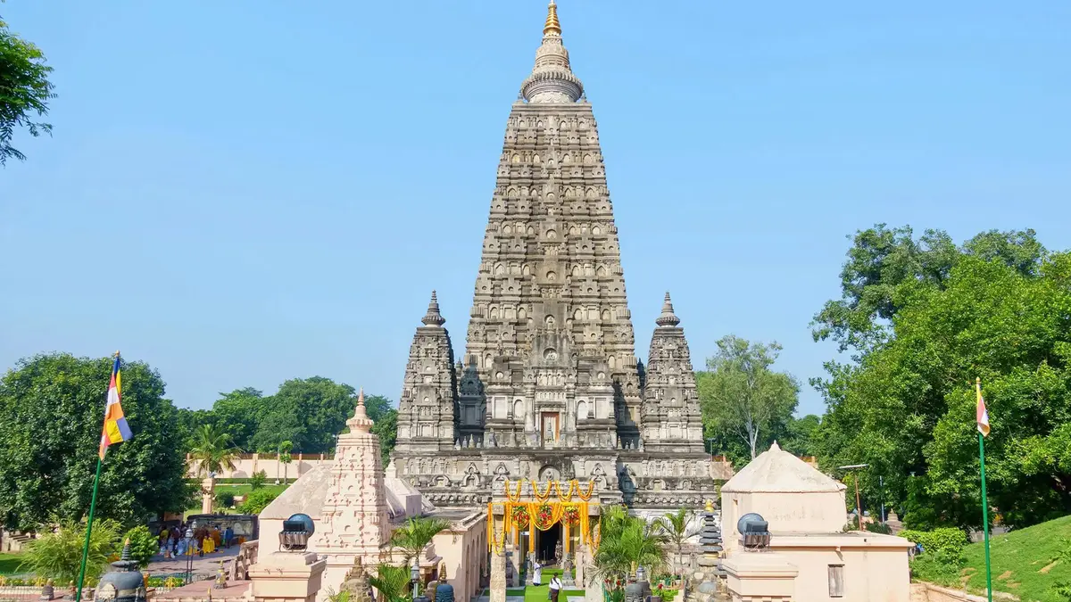 Renowned pilgrimage monument associated with enlightenment and Buddhist heritage
