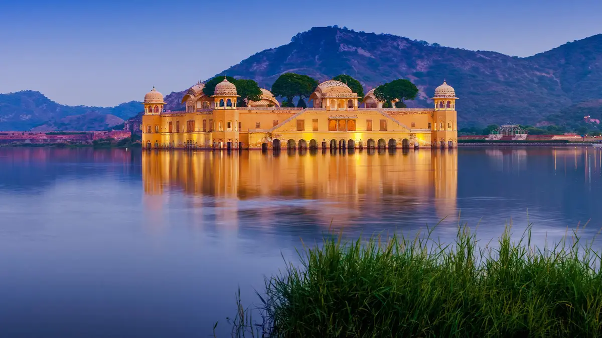 Evening reflection of Jal Mahal on Man Sagar Lake in Jaipur
