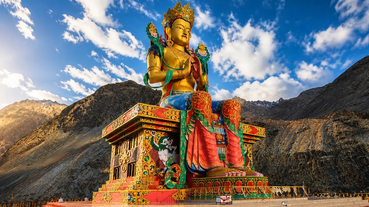 Maitreya Buddha Diskit
