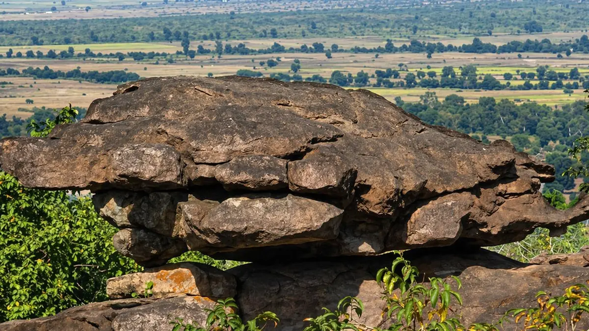 Pachmarhi Balancing Rock