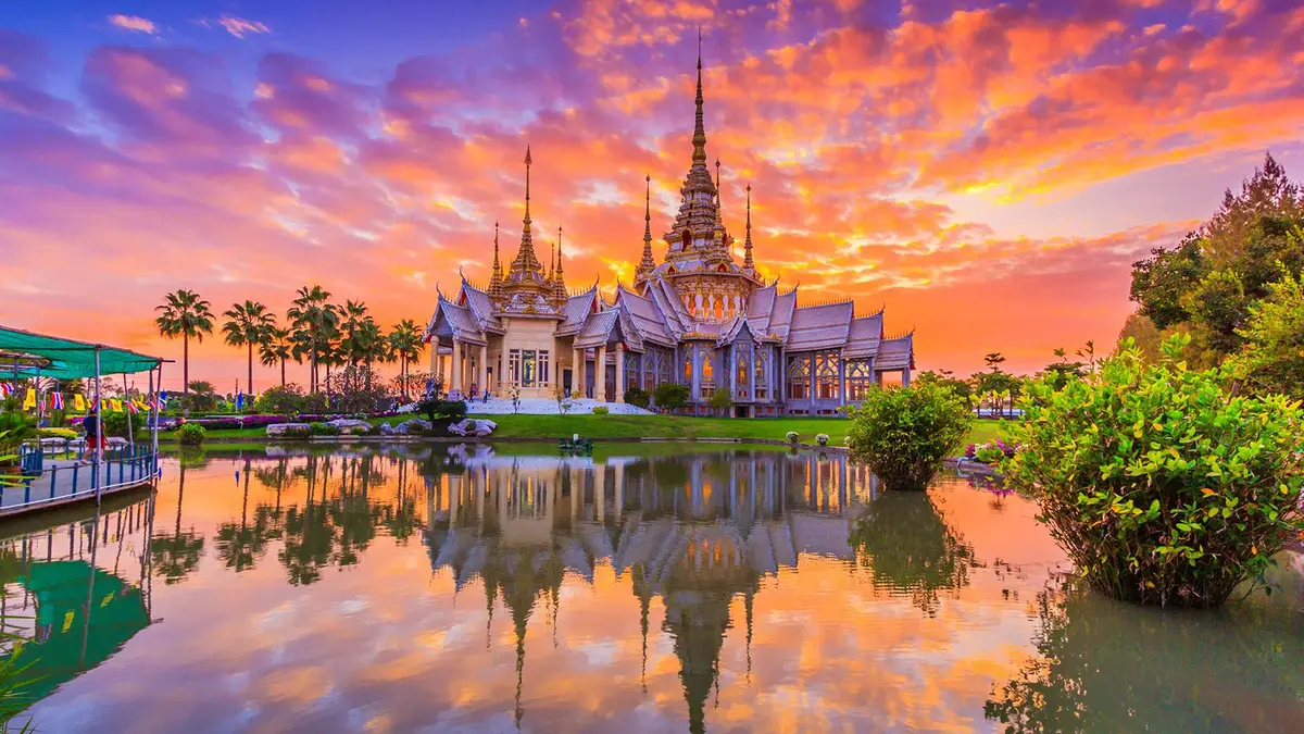 White Temple in Chiang Rai glowing at sunset